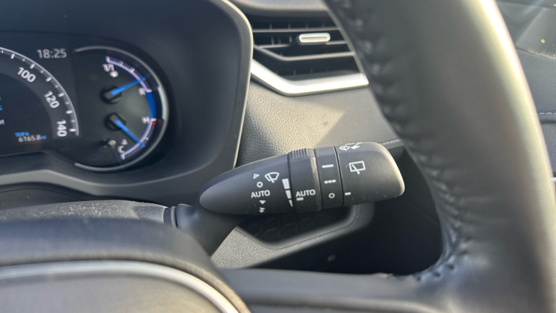 Toyota RAV4 2.5 VVT-i Hybrid Design 5dr CVT 2WD Hybrid Estate